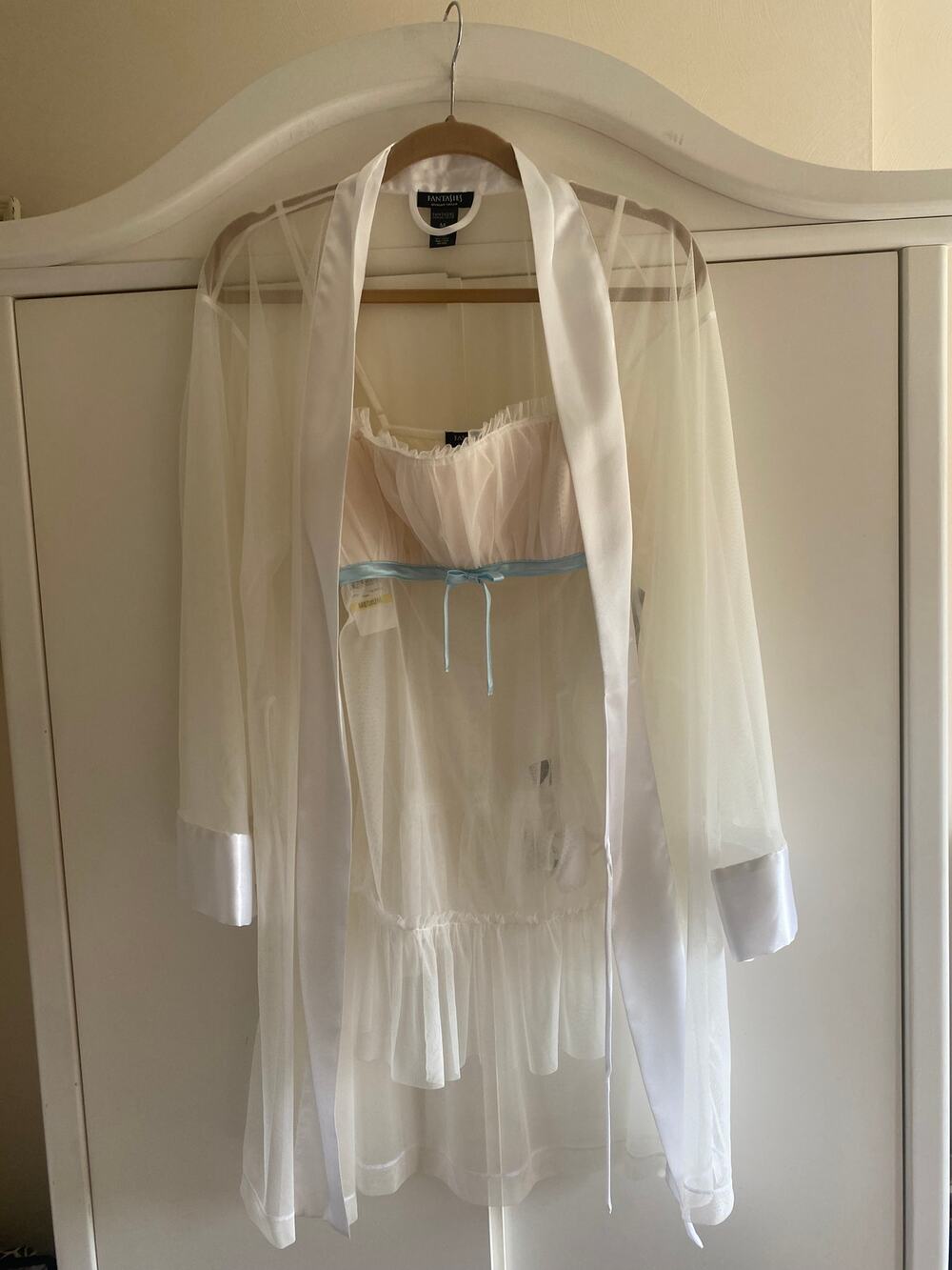 Morgan Taylor Fantasies Juliette Robe and Gown Bride set